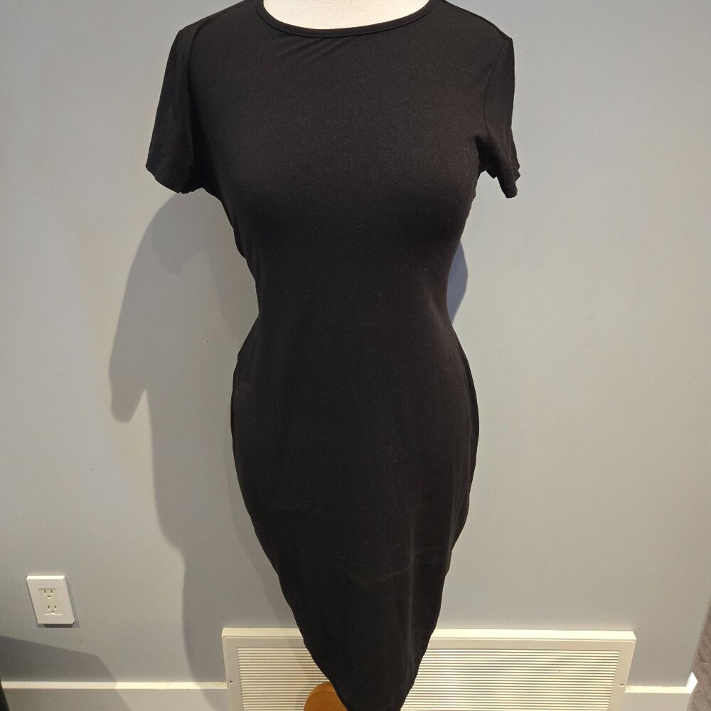 Say What? Short Sleeve Bodycon Midi Dress | Size Medium | Black